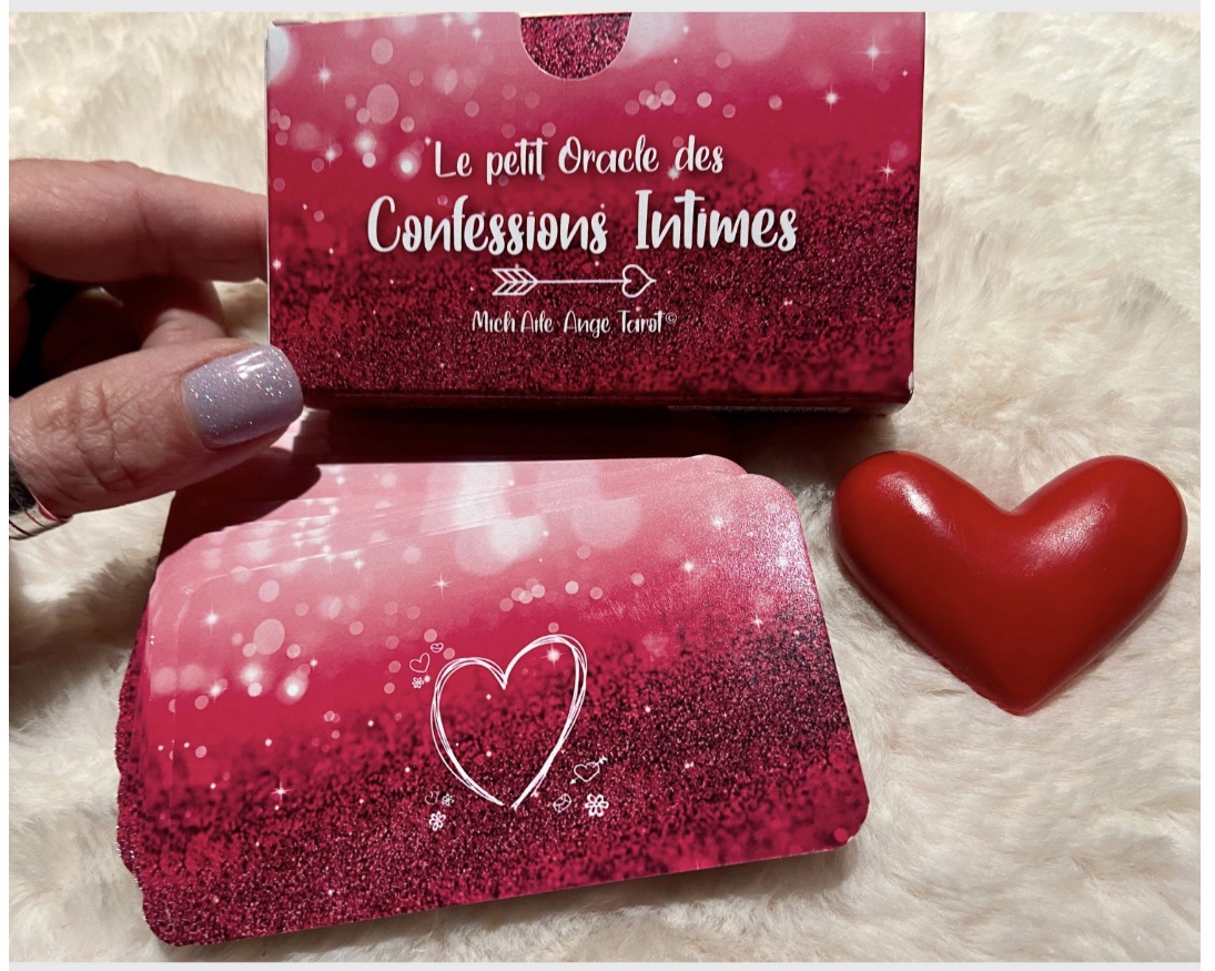 Edition très limitée Oracle des CONFESSIONS INTIMES 65 cartes / Que se passe t’il dans la tête de votre autre ! FDP inclus